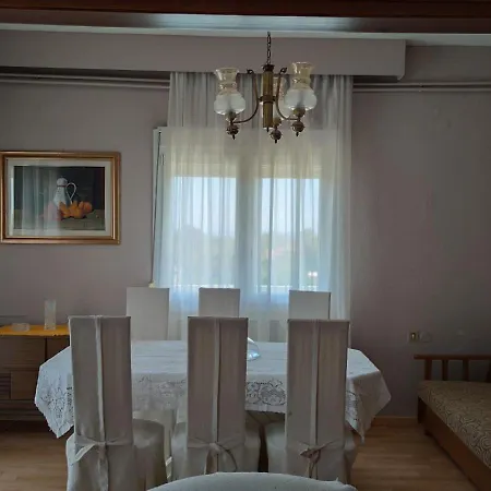 Skotina Apartments * Скотина