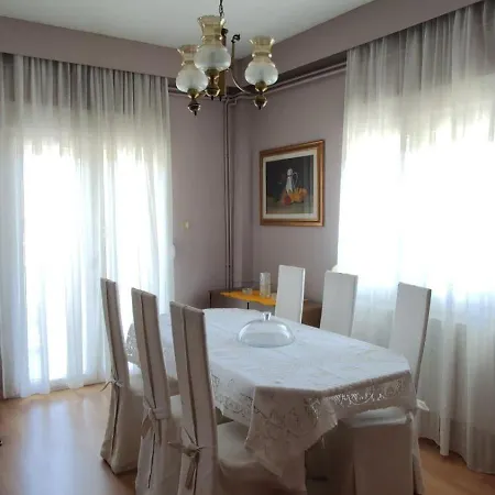 Апартаменты Skotina Apartments